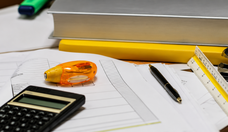 Solve Your Tax Problems: Expert Tax Lawyers in Melbourne | Paramount Lawyers